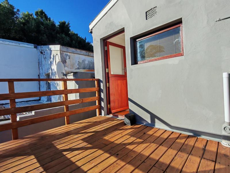 2 Bedroom Property for Sale in Woodstock Upper Western Cape